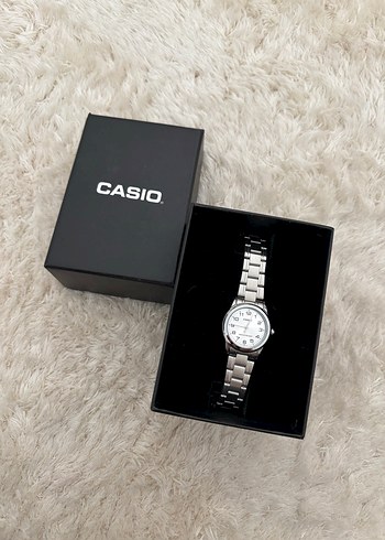 Casio Kadın Kol Saati