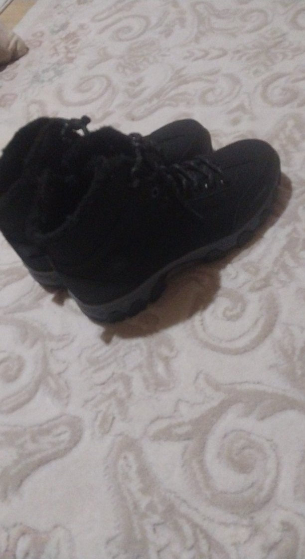 Siyah Kürklü Erkek Bot - Görsel 2