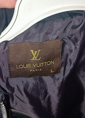 Louis Vuitton Yardımcı olunur