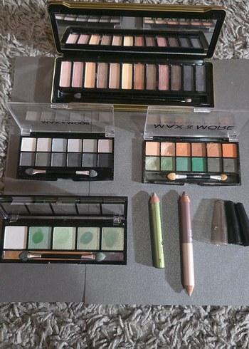 Çok Renkli Göz Farı Paletleri ve Kalemler - Görsel 2