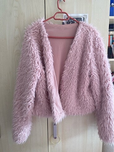 Bershka Pelus hirka