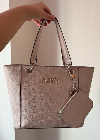 Guess Bej Omuz Çantası