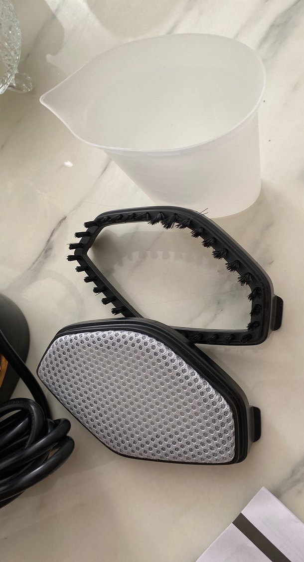 Arçelik Siyah Buharlı Kırışık Giderici - Görsel 4