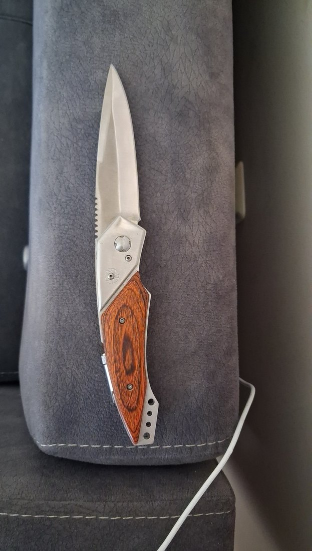 Kahverengi Ahşap Saplı Katlanır Bıçak - Görsel 3