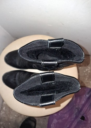 Siyah Deri Kadın Kemerli Wedge Topuk Bot - Görsel 8