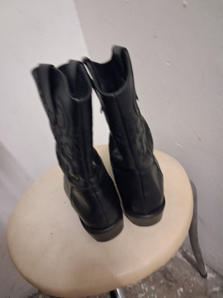 Siyah Deri Kadın Kemerli Wedge Topuk Bot - Görsel 4