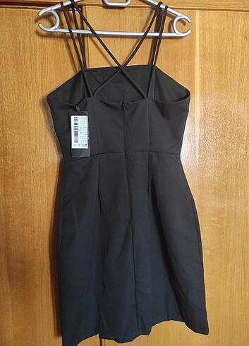 38 Beden Askılı elbise