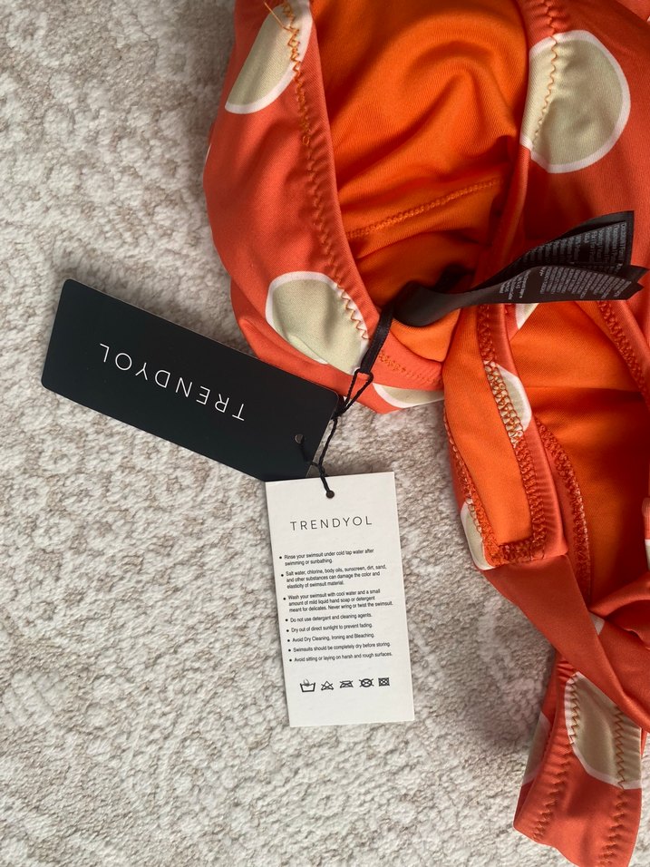 Turuncu Puantiyeli Düğmeli Kadın Mayo - Görsel 3