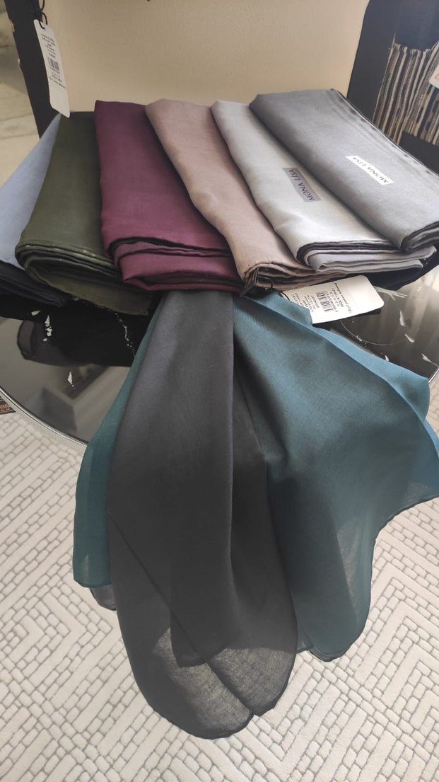 Drapeli Gri Kadın Saten Şal - Görsel 4