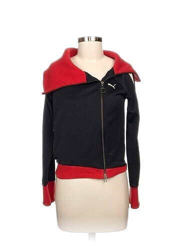 Puma Ceket %70 İndirimli.
