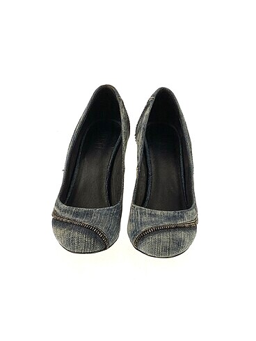 37 Beden Diesel Stiletto %70 İndirimli.