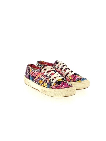 Superga Superga Spor Ayakkabı %70 İndirimli.