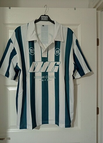 Takım logolu T-shirt