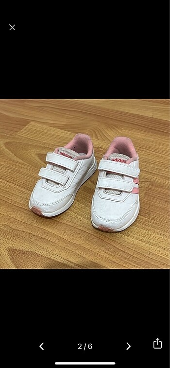 23 Beden Orjinal adidas spor ayakkabı