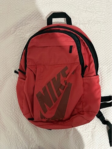 Nike sırt çantası