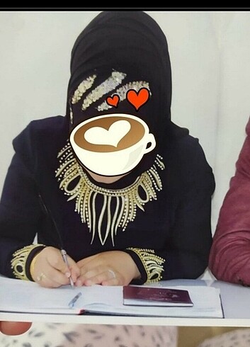 Taş detaylı uzun kollu elbise