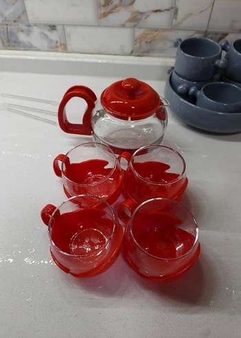 Kırmızı Kulplu Cam Çay Seti - Görsel 5