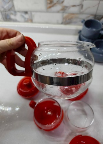 Kırmızı Kulplu Cam Çay Seti - Görsel 3