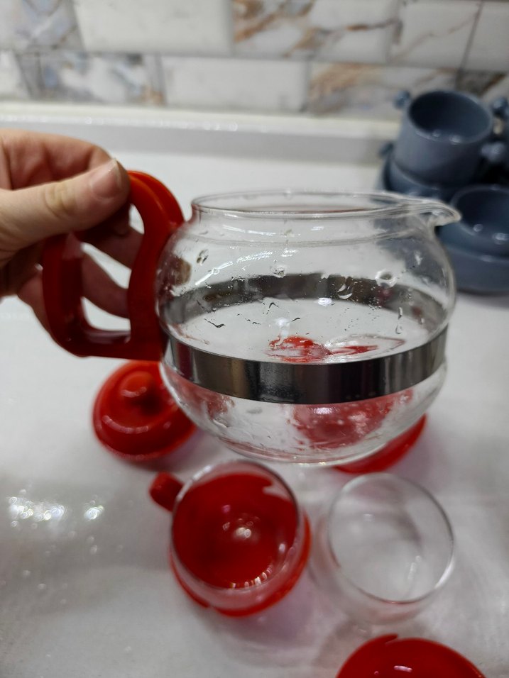 Kırmızı Kulplu Cam Çay Seti - Görsel 3