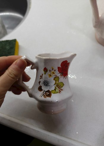 Çiçek Desenli Beyaz Seramik Sürahi - Görsel 3