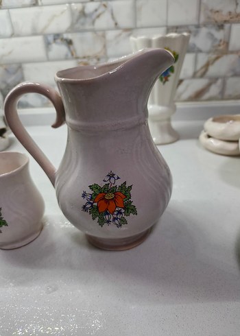 Pastel Renkli Beyaz Porselen Sürahi ve Bardak Seti - Görsel 8