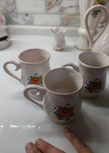 Pastel Renkli Beyaz Porselen Sürahi ve Bardak Seti - Görsel 3