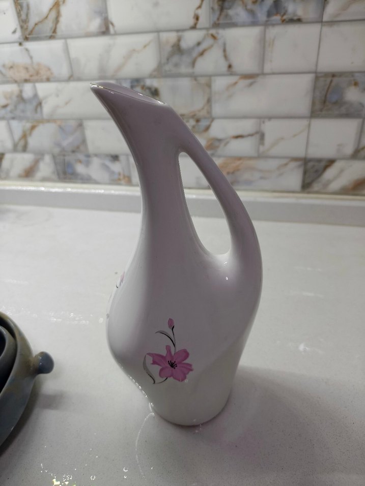 Beyaz Seramik Çiçek Desenli Vazo - Görsel 2