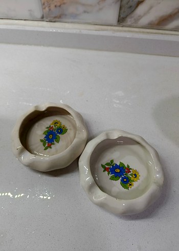 Çiçek Desenli Beyaz Seramik Vazo Seti - Görsel 4