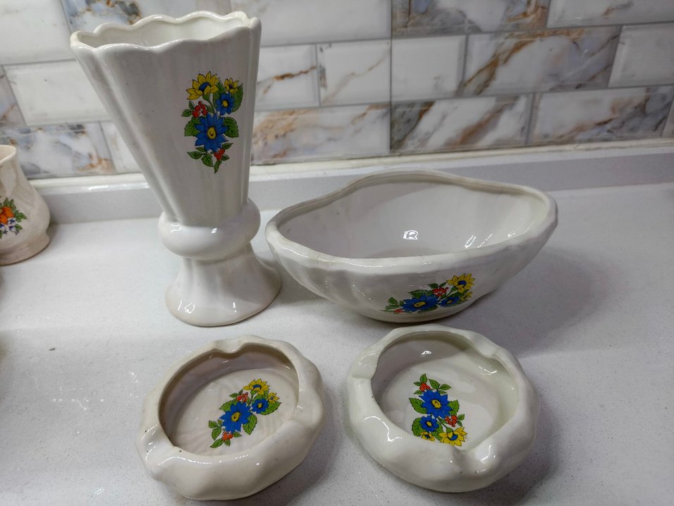 Çiçek Desenli Beyaz Seramik Vazo Seti - Görsel 2