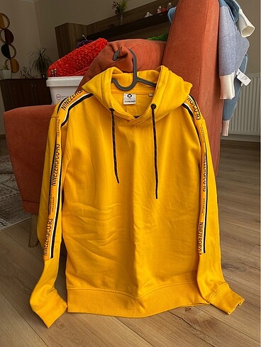 m Beden sarı Renk Orijinal jack&jones sarı sweatshirt