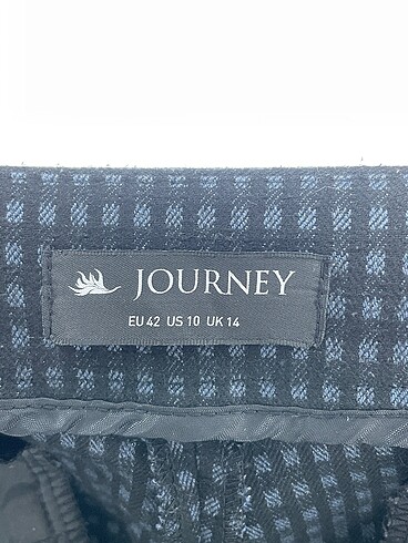 42 Beden siyah Renk Journey Düz Kesim %70 İndirimli.