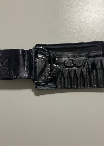 Siyah Oyuncak Tabanca Figürlü Kemer Tokası pislick - Görsel 3