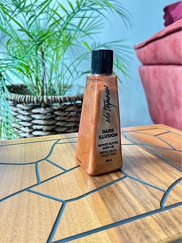 Eda Taşpınar Eda taşpınar bronz ışıltılı vücut yağı 200 ml