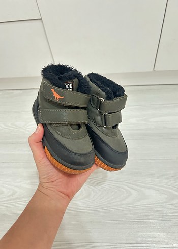 Erkek Çocuk lcw marka 23 numara Cırt Cırtlı Bot - Görsel 2