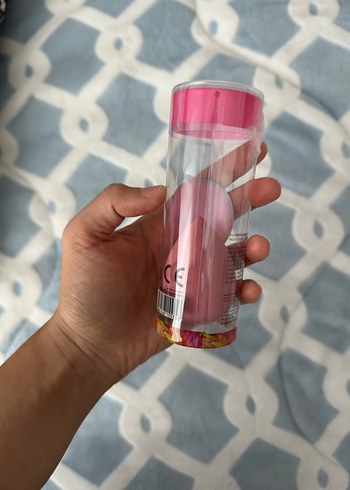Diğer Renkli Pembe Makyaj Süngeri