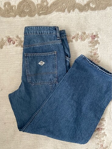 27 Beden Mavi Jean