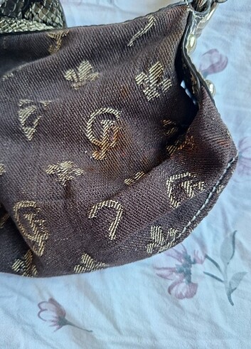 Guess Guess vintage kahverengi çanta.