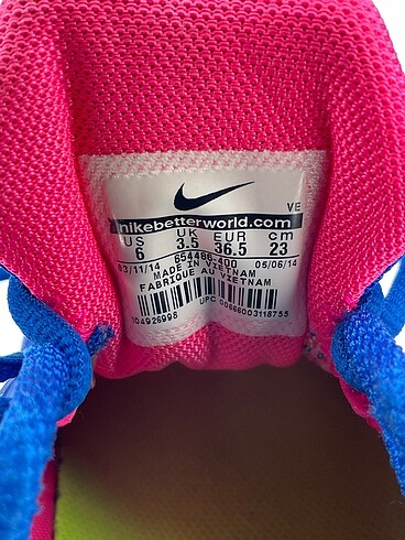 36,5 Beden mavi Renk Nike Spor Ayakkabı %70 İndirimli.