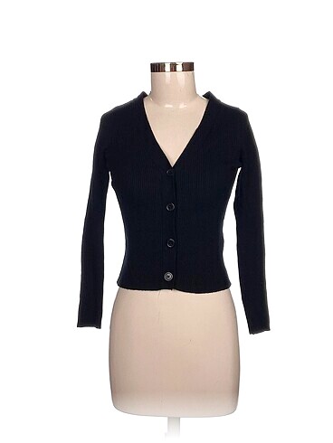 Stradivarius Hırka %70 İndirimli.