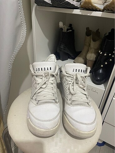Nike Cat bot ve jordan
