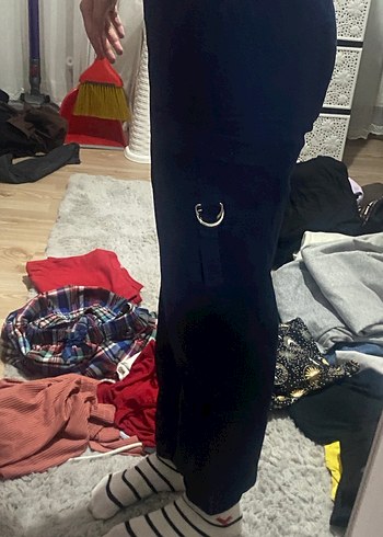 Kemer Tokalı Siyah Kadın Kumaş Pantolon