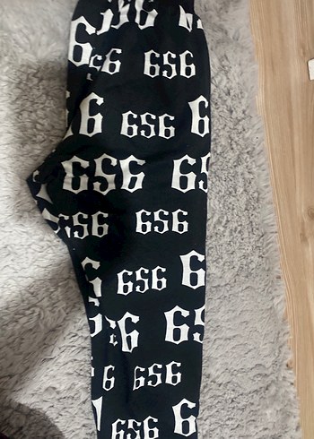 Gri Baskılı Kadın Sweatpant Peluş Detaylı