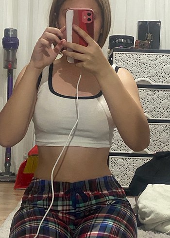 Beyaz Elastik Pamuklu Crop Top