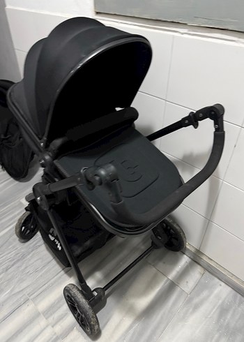 Siyah Bebek Arabası, Koyu Ton - Görsel 2