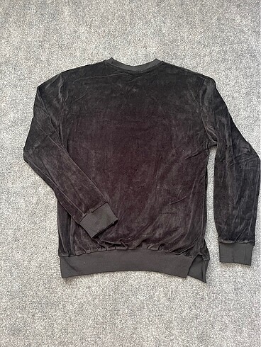 Yumuşak Kumaş Sweatshirt / M beden