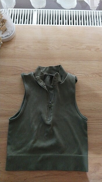 LCW Crop fermuarlı üst