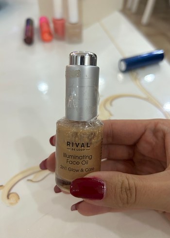 Rival Aydınlatıcı Yüz Yağı 2'si 1 Arada - Görsel 2