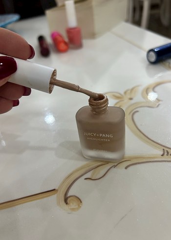 Juicy Pang Açık Bej Aydınlatıcı - Görsel 2