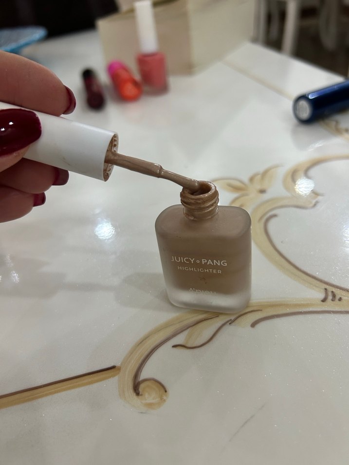 Juicy Pang Açık Bej Aydınlatıcı - Görsel 2