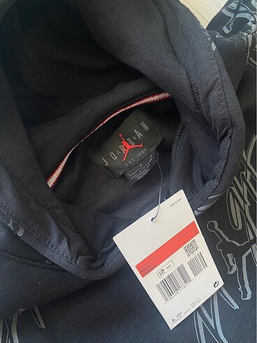 l Beden jordan essentials flight hoodie